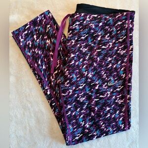 Nike Purple Patterned Dri-Fit Leggings - Perfect Condition